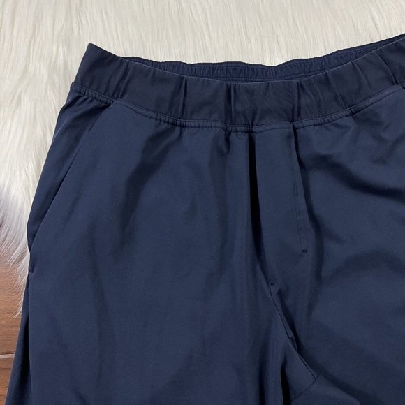Lululemon Men's Size Medium Nautical Navy Blue‎ The Fundamental Shorts - Picture 2 of 9